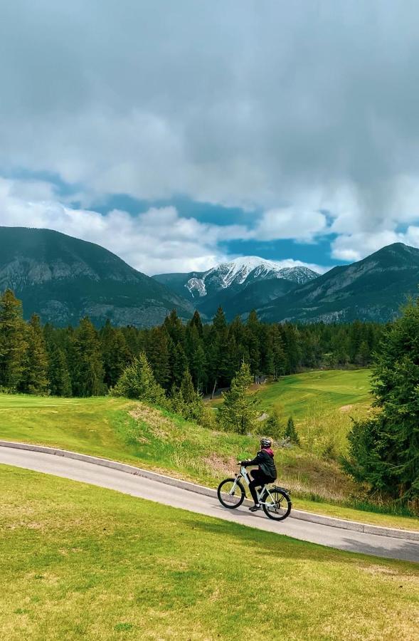 Headwaters Lodge At Eagle Ranch Resort Invermere Exteriör bild